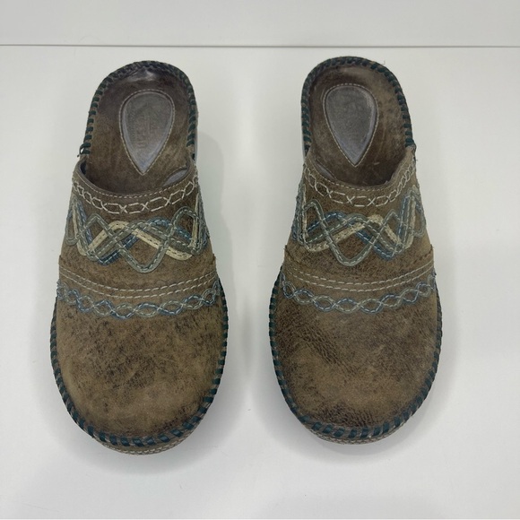 Clark’s Artisan Women’s 7 Brown Green Leather Western Stitched Comfort Clogs - Picture 5 of 14